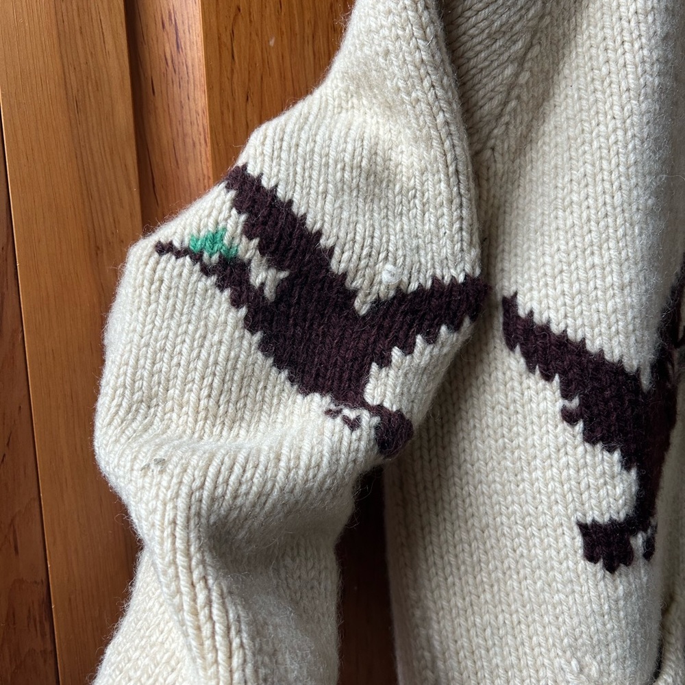 Vintage 1950's Hand-Knit Wool Cardigan Ducks - Picture 3 of 8